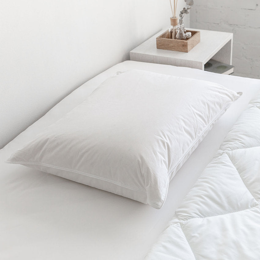 Astro LuxuryDreams | Ergonominen untuvatyyny