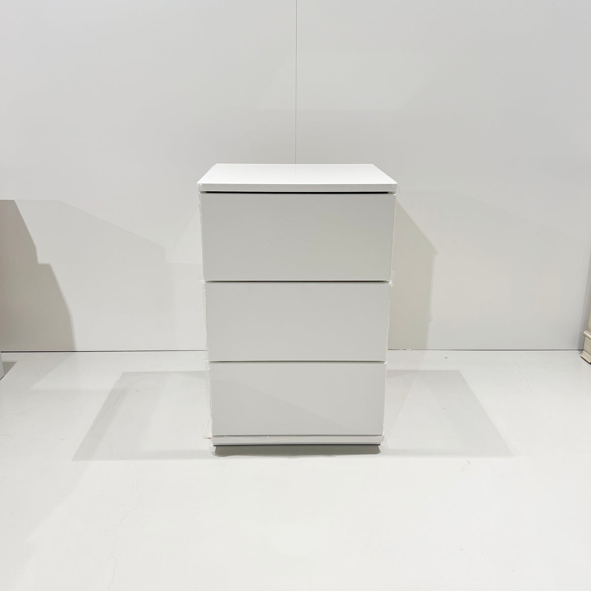 Lave-yöpöytä/pieni lipasto | 70x45x40 cm